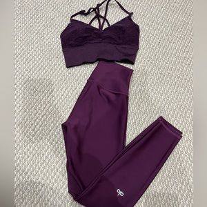 Alo Yoga Black Plum set - XS